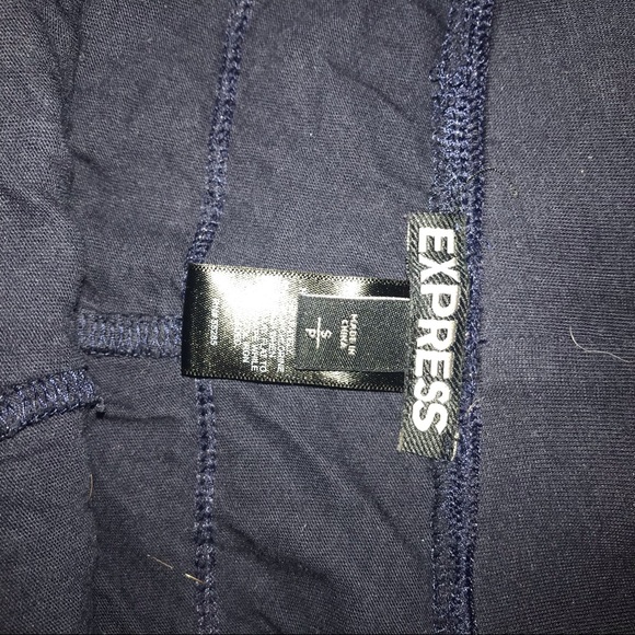 Express Crochet Shorts - Picture 2 of 3